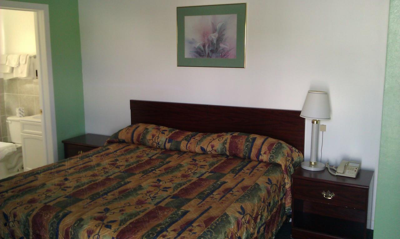 Kenwood Motel Kenton Екстериор снимка
