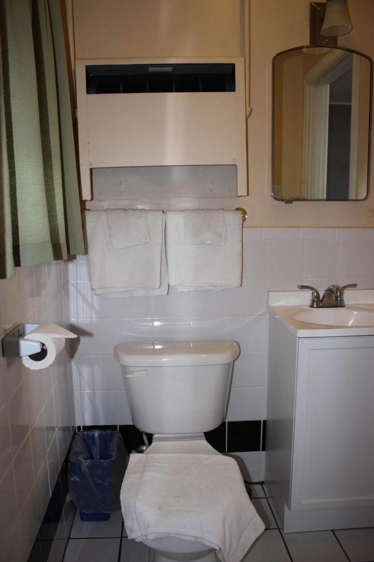 Kenwood Motel Kenton Екстериор снимка